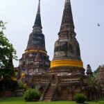 Chedis im Wat Yai Chai Mongkhon Chedis im Wat Yai Chai Mongkhon