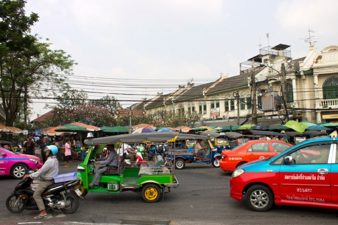 Die Straßen Bangkoks vor dem Palast Die Straßen Bangkoks vor dem Palast