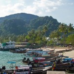 Der Hafen von Phi Phi Don