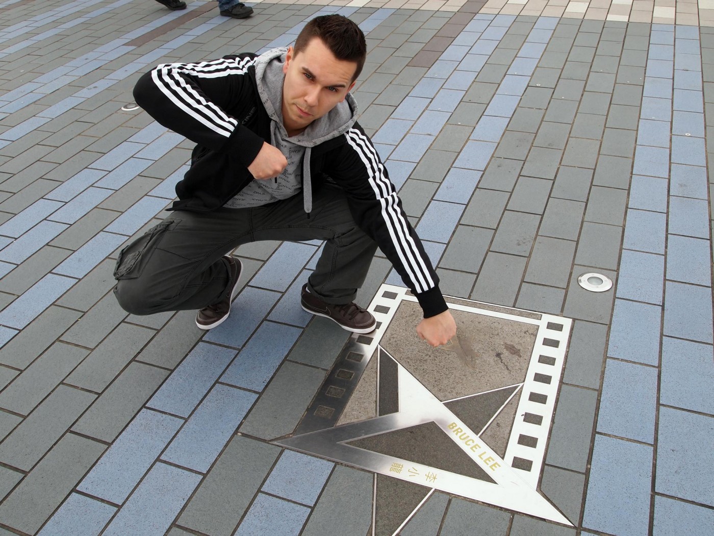 Marcel und Bruce Lee in der Avenue of Stars