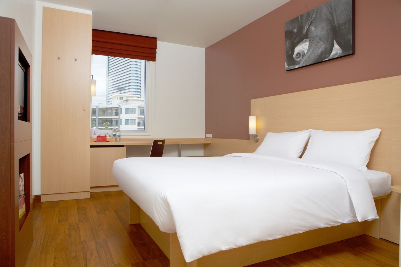 Standard-Doppelzimmer im Ibis Sathorn Bangkok, Thailand