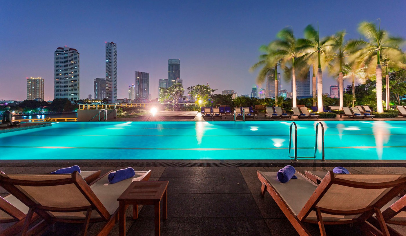 Swimmingpool des Chatrium Hotel Riverside Bangkok, Thailand