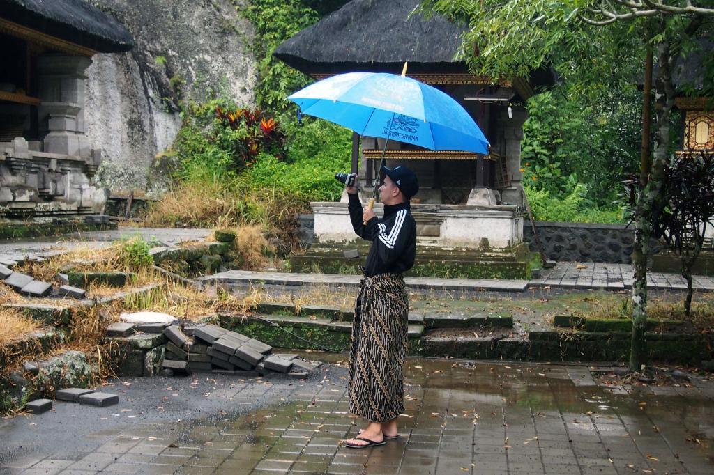 Marcel with an umbrella on Bali