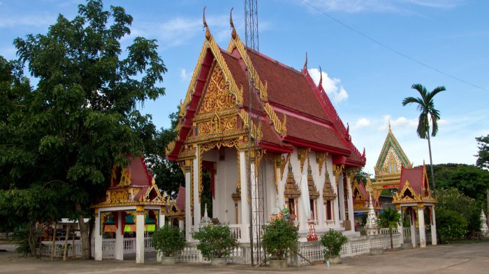 Der Wat Manrawichai in der Stadt Sam Sung