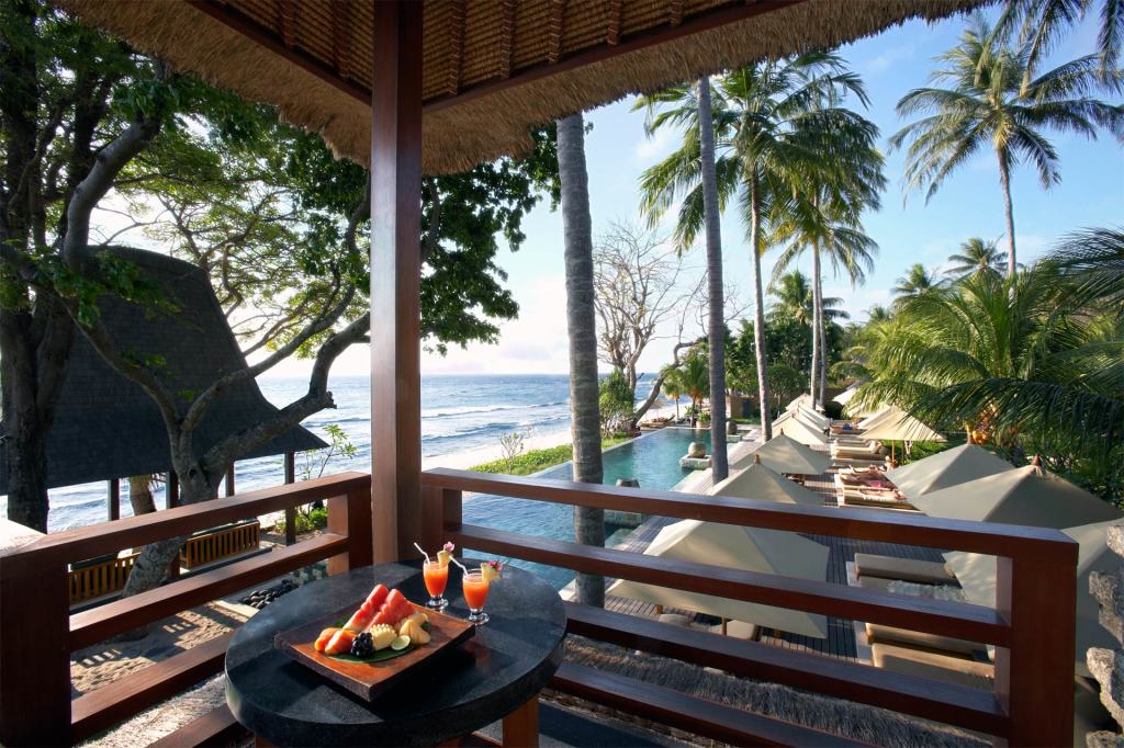 Raum mit Pool und Ocean View im Qunci Villas, Lombok