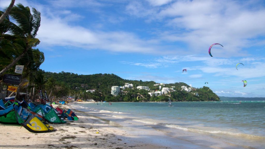 Kitesurfer am Bulabog Beach, Boracay