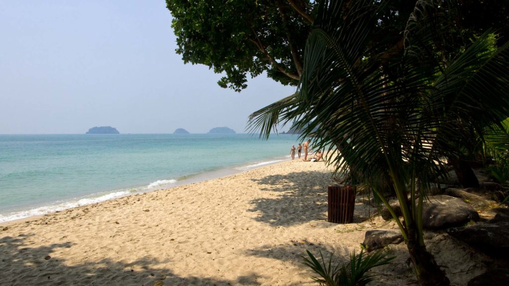 The northern part of Lonely Beach on Koh Chang