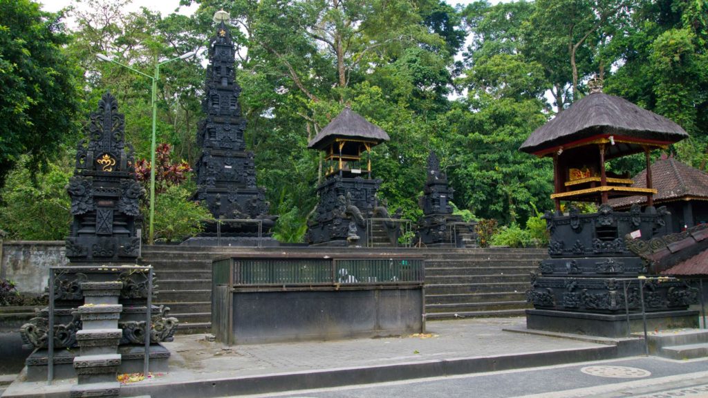 Main area of ​​the Pura Suranadi on Lombok
