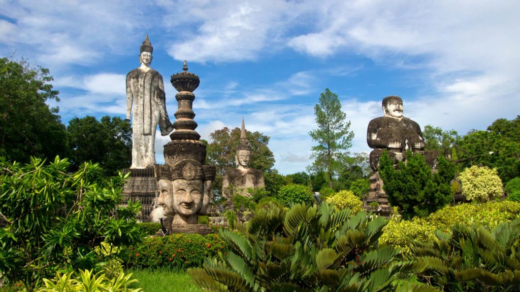 Buddhistische und hinduistische Statuen im Sala Kaew Ku Skulpturenpark, Nong Khai