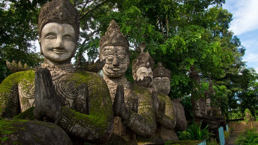Statuen im Sala Kaew Ku Skulpturenpark in Nong Khai