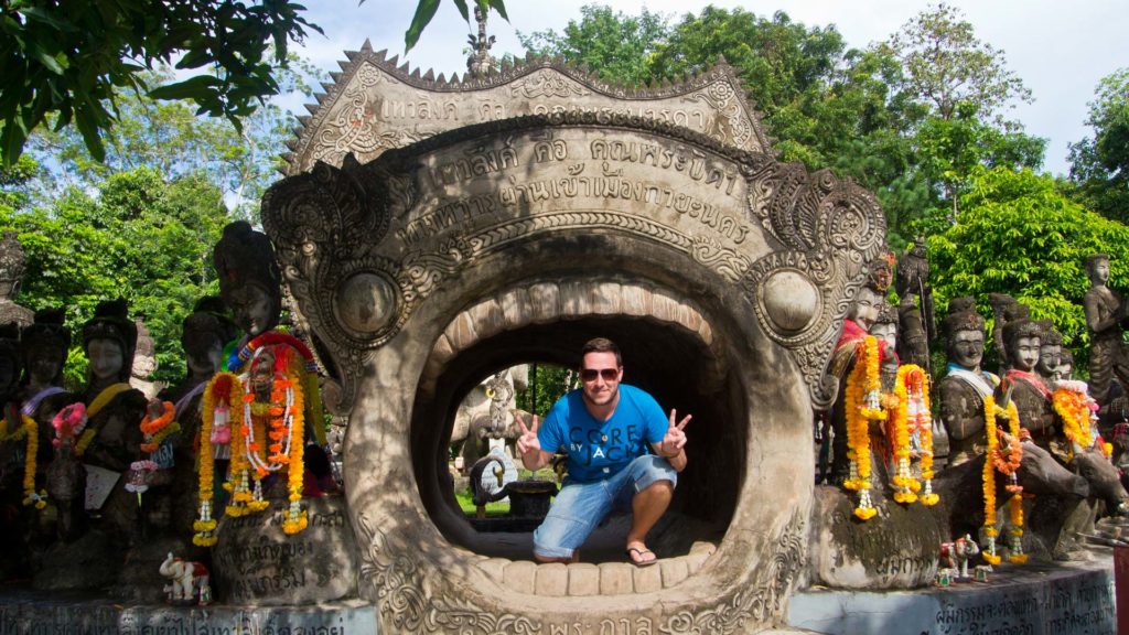 Tobi im Sala Kaew Ku, Nong Khai