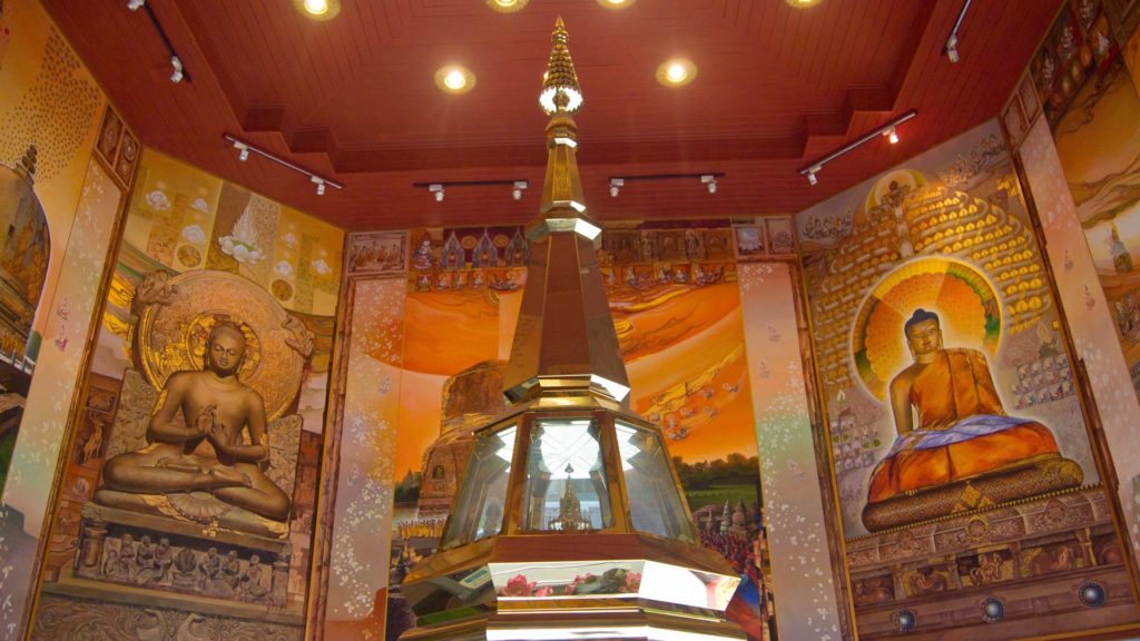 Im Inneren des Wat Phothisomphon, Udon Thani