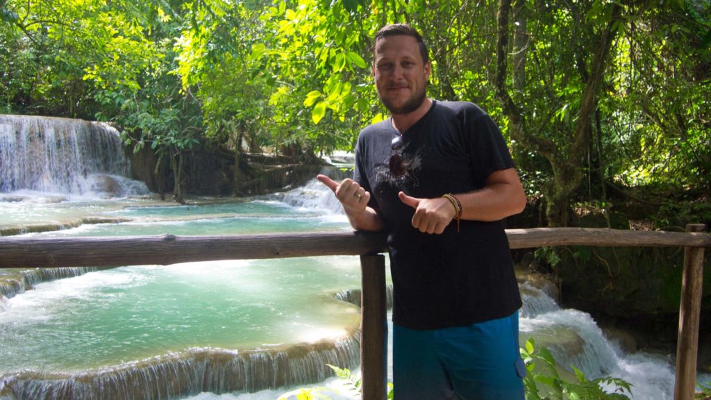 Tobi am Kuang Si Wasserfall in Luang Prabang, Laos