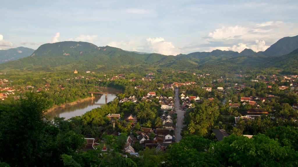 Aussicht vom Mount Phou Si auf Luang Prabang, Laos