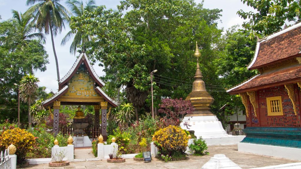 Auf dem Tempelgelände des Wat Xieng Thong, Luang Prabang, Laos