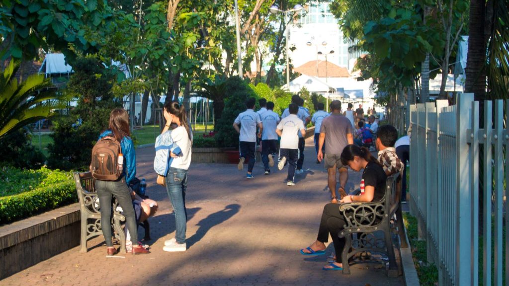 Studenten im 23. September Park in Ho Chi Minh City