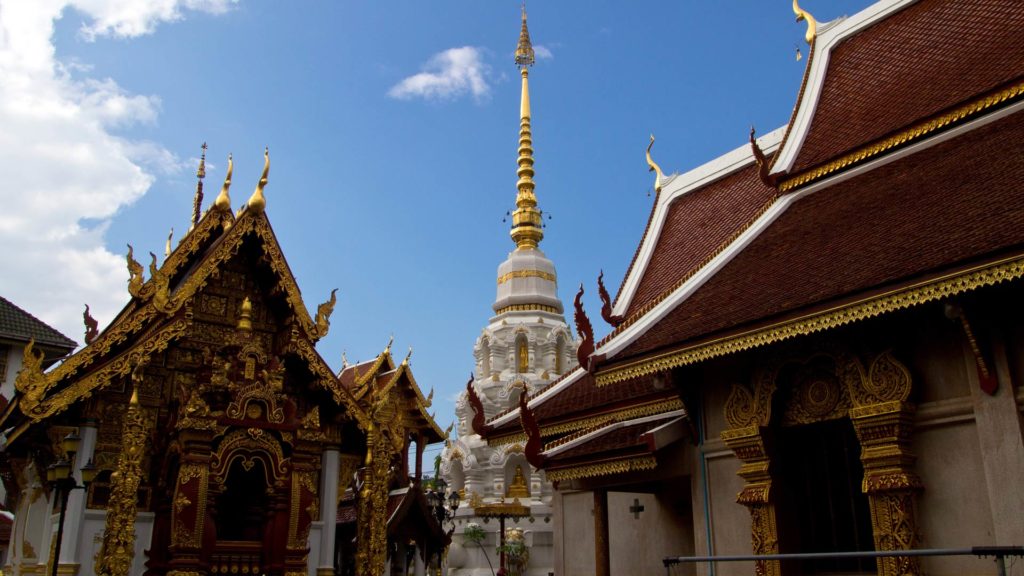 Der schöne Wat Klang Wiang in Chiang Rai
