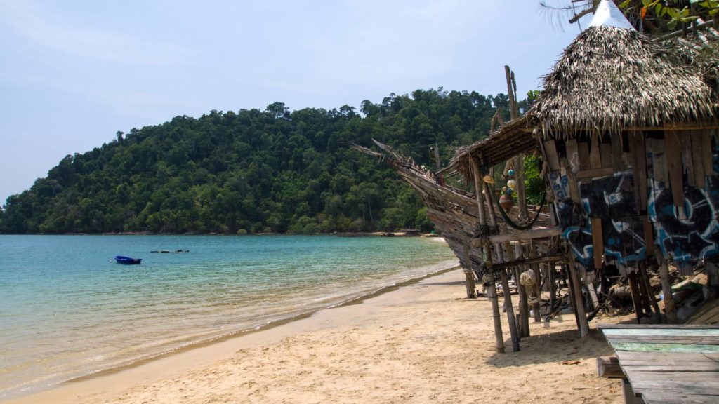 Hippie Bar am Ao Khao Kwai (Buffalo Bay)