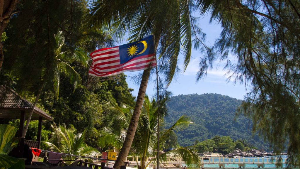 Malaysia-Flagge beim Perhentian Island Resort, Perhentian Besar