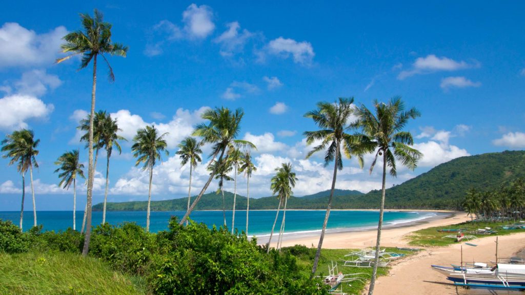 Aussicht auf den Nacpan und Calitang Beach in El Nido, Philippinen