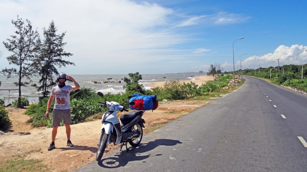 Motorradtour entlang der Küste in Vietnam