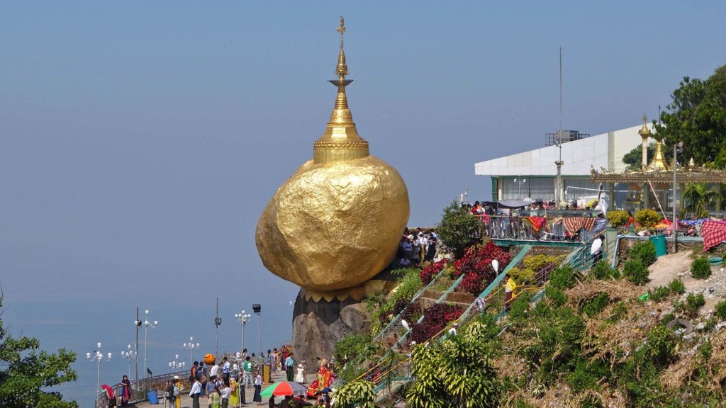 Der berühmte Golden Rock von Myanmar