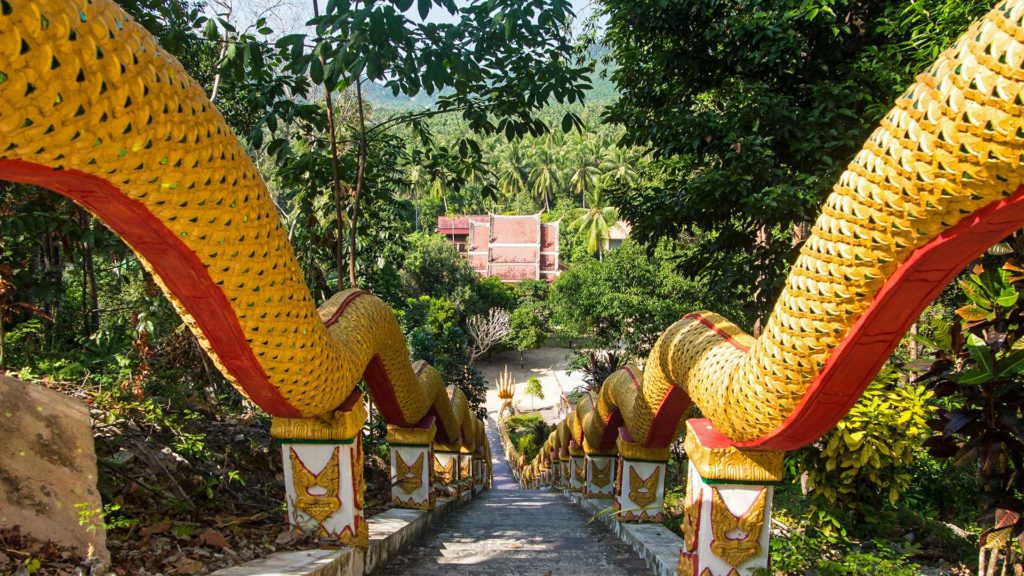Der Wat Maduea Wan auf Koh Phangan