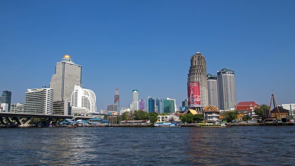 Die Riverside bei einem Stopover in Bangkok