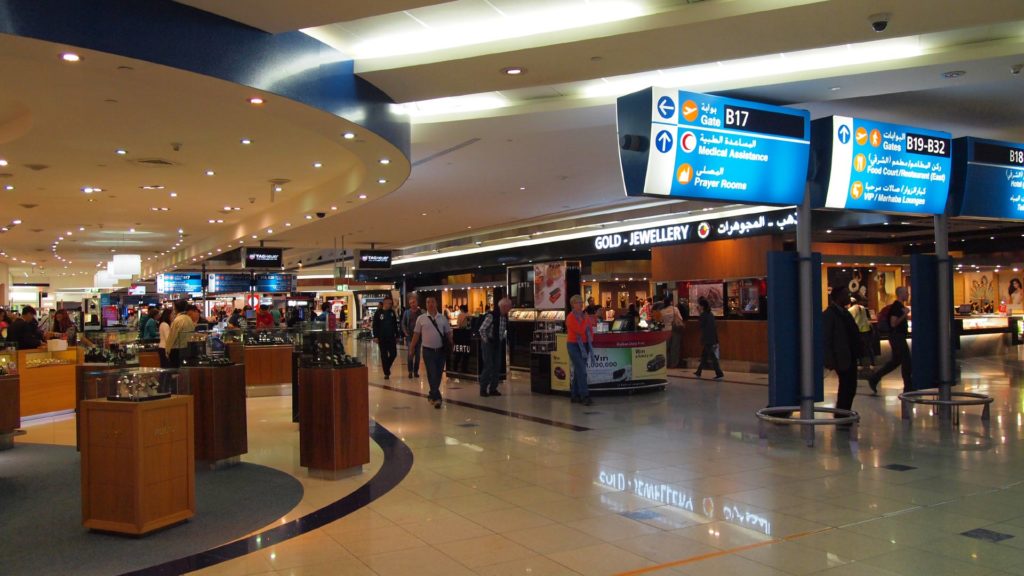 Angenehmer Zwischenstopp am Airport Dubai bei einer Reise nach Asien