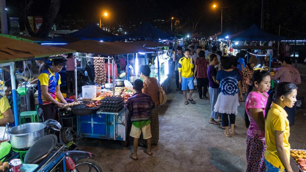 Der tägliche Nachtmarkt von Hpa-An