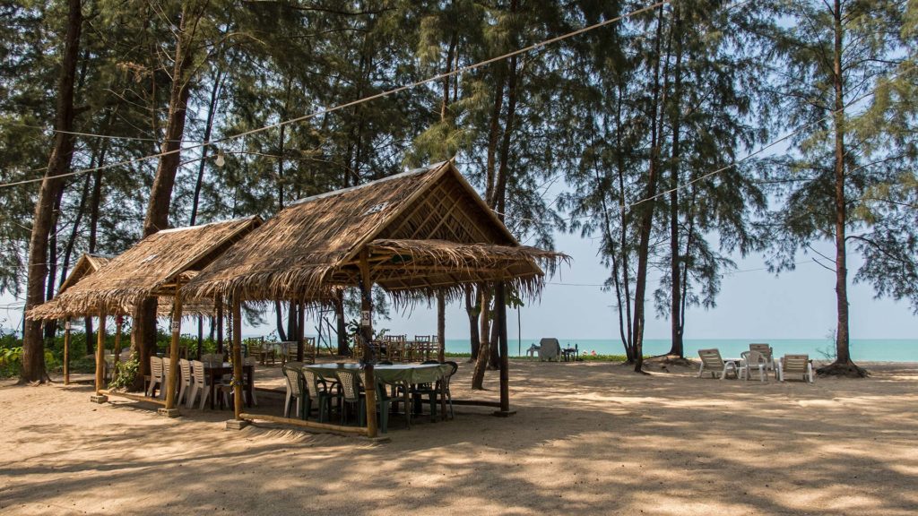 Dinner am Strand, Liabhad Bar & Grill Restaurants, Bangsak, Khao Lak