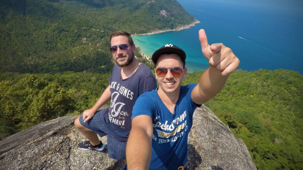 Tobi und Marcel am Bottle Beach, Koh Phangan (Thailand)