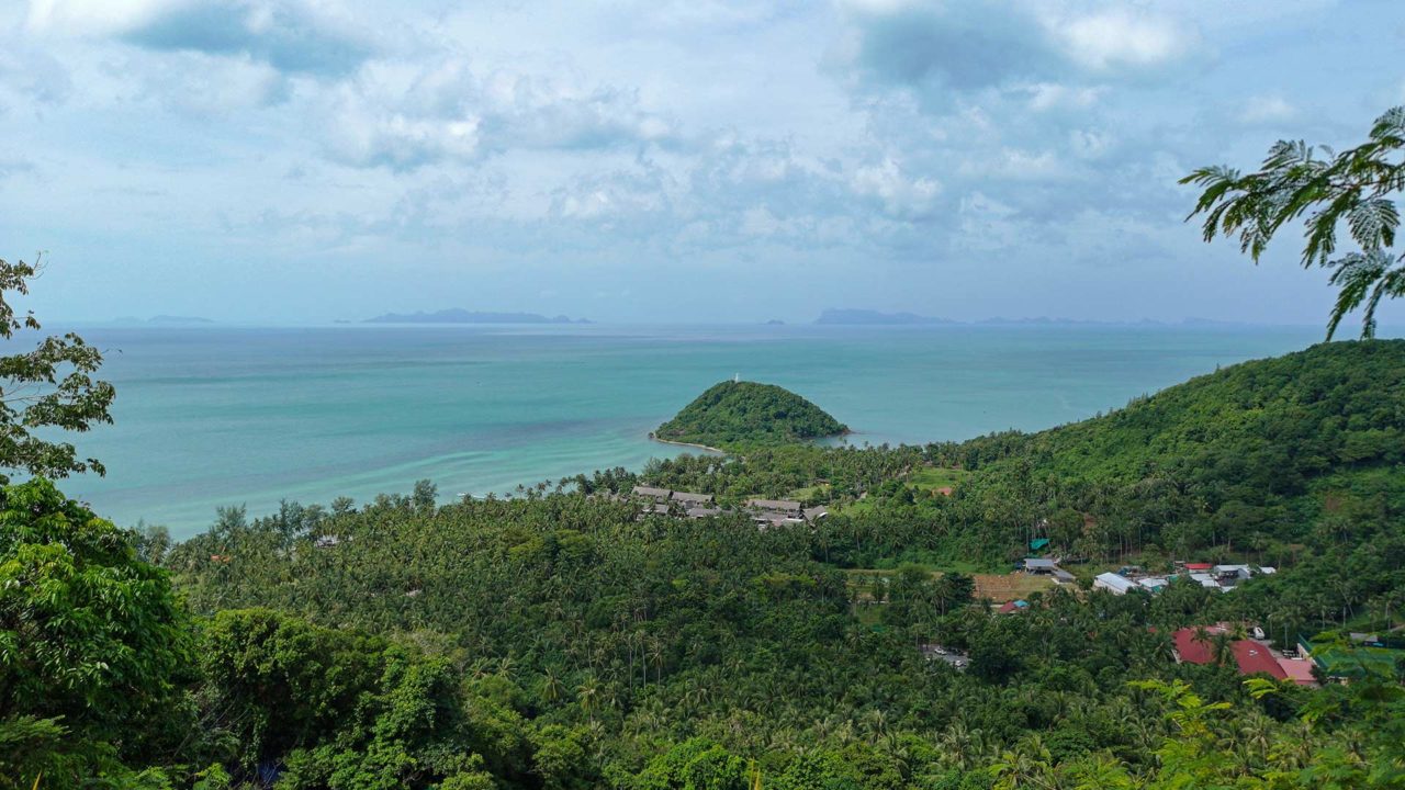 View from the mountain opposite the Four Seasons on the Laem Yai Beach of Koh Samui