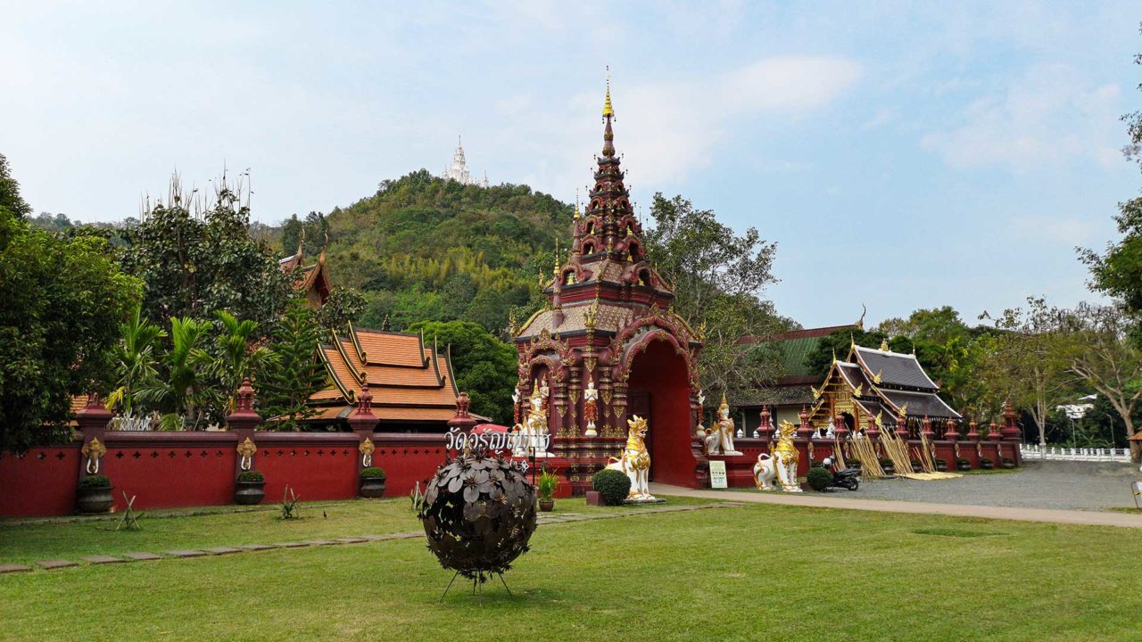 Der Wat Ban Pong auf dem Samoeng Loop