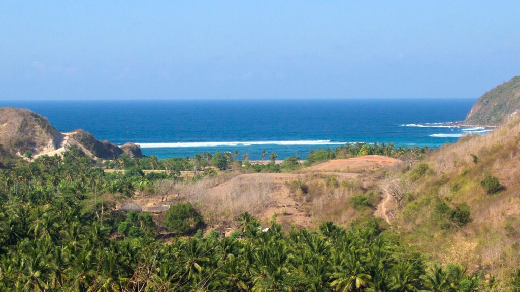 Aussicht auf den Are Guling Beach in der Nähe von Kuta, Lombok