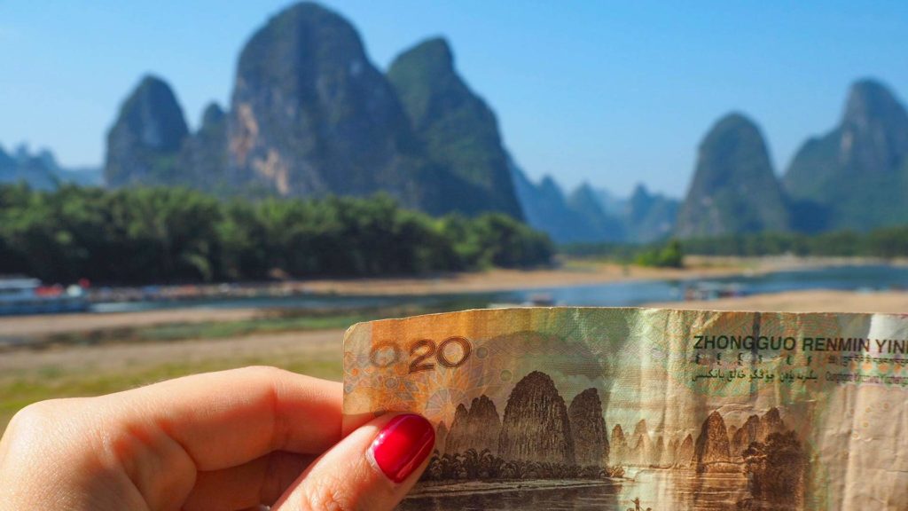 20 Yuan bill in Xingping