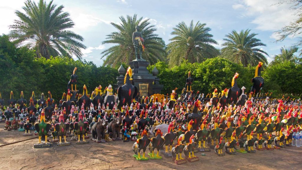 Die Statue des König Naresuan in Cha Am, Thailand