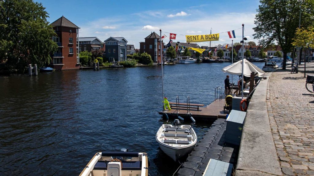 Bootsverleih am großen Kanal von Haarlem