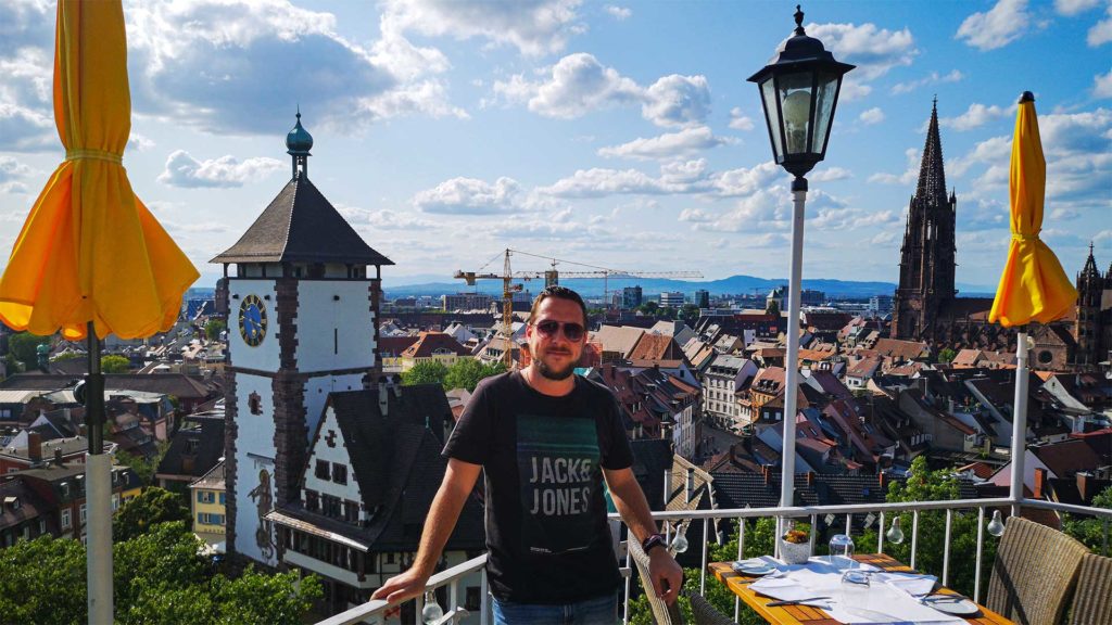 Tobi and the view of the old town of Freiburg