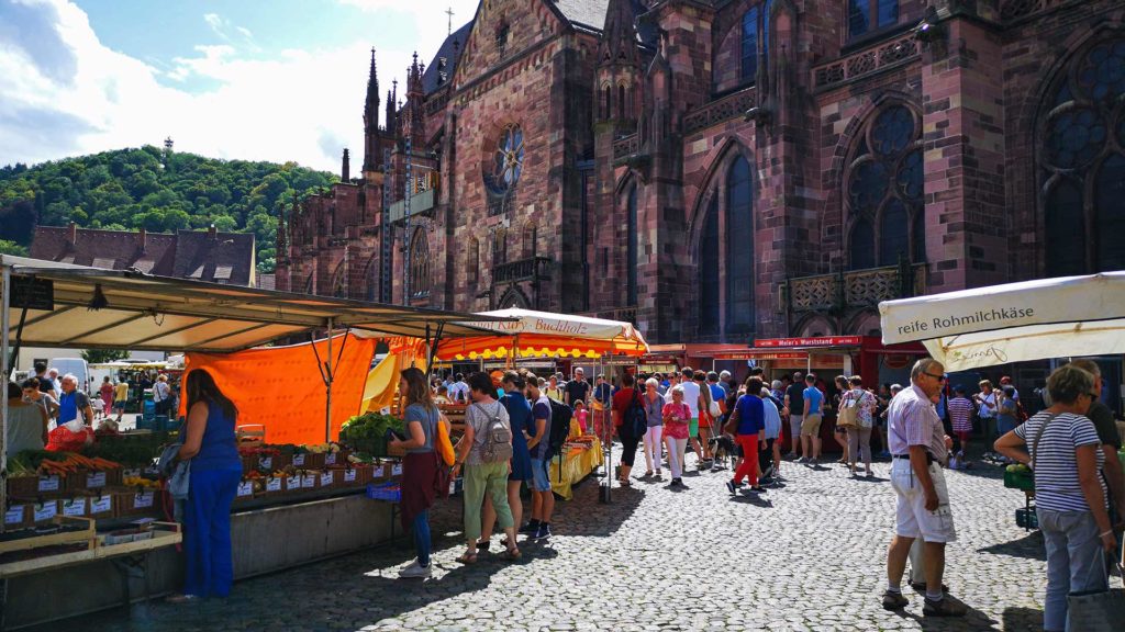 Der Münstermarkt am Freiburger Münster