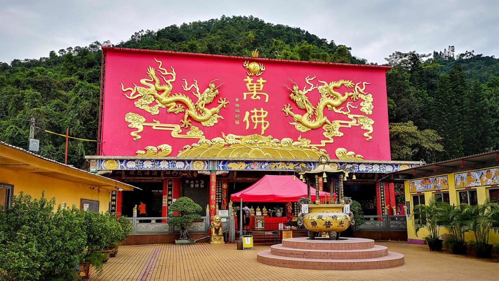 Prayer hall of the 10000 Buddha Monastery in Hong Kong
