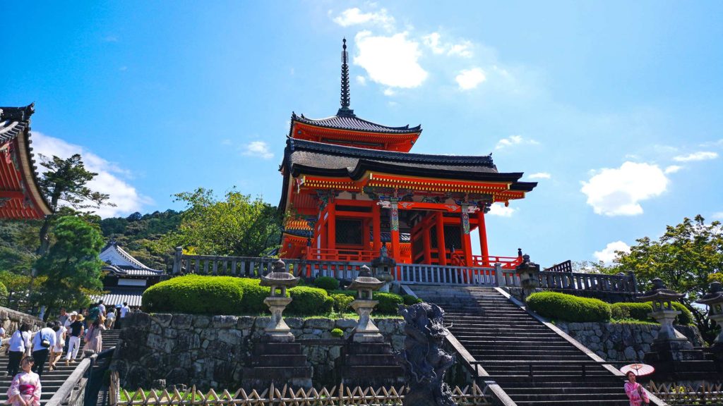 Tempelgebäude im Kiyomizu-Dera in Gion, Kyoto