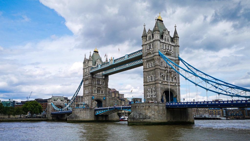 Die berühmte Tower Bridge von London