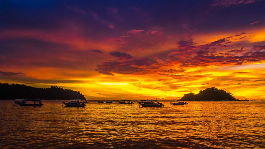 Sunset at Nipah Beach (Teluk Nipah) on the vacation island Pangkor 