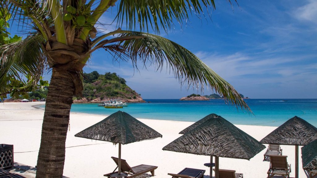 The gorgeous Long Beach is a popular destination for a vacation in Malaysia