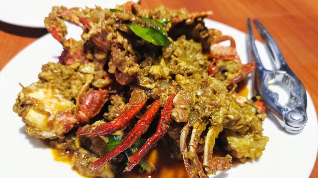 Myanmar Krabbe in milder Currysauce