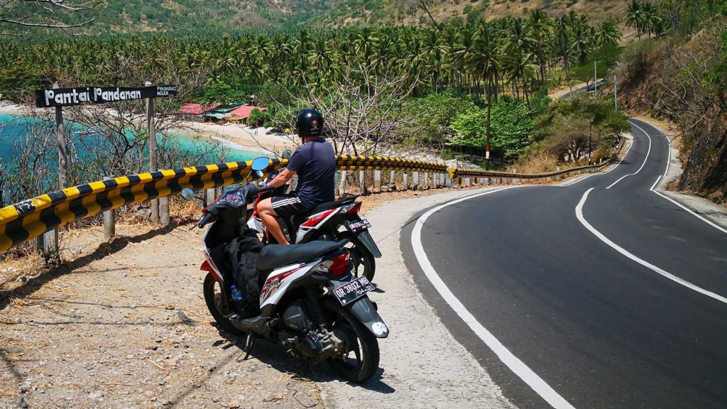 Rollertour an Lomboks Westküste (Indonesien)