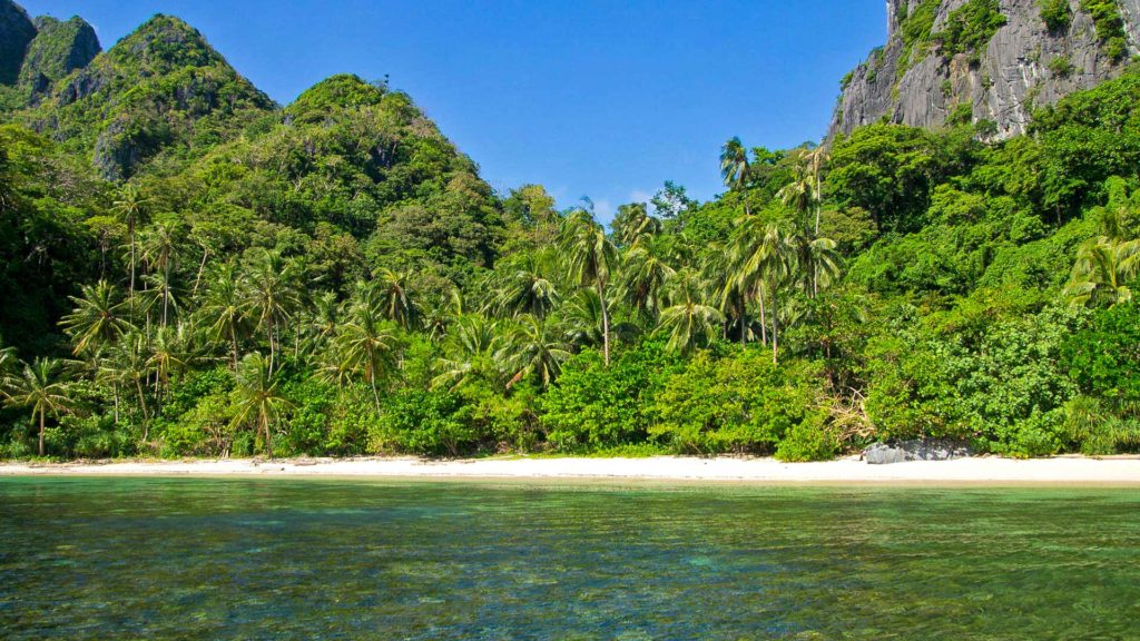 Der Paradise Beach auf Cadlao Island im Bacuit Archipel, El Nido