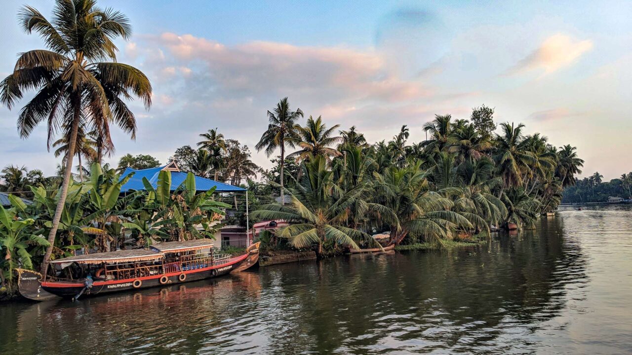 Kerala Backwaters: Best Kerala Backwaters in India | SOTC