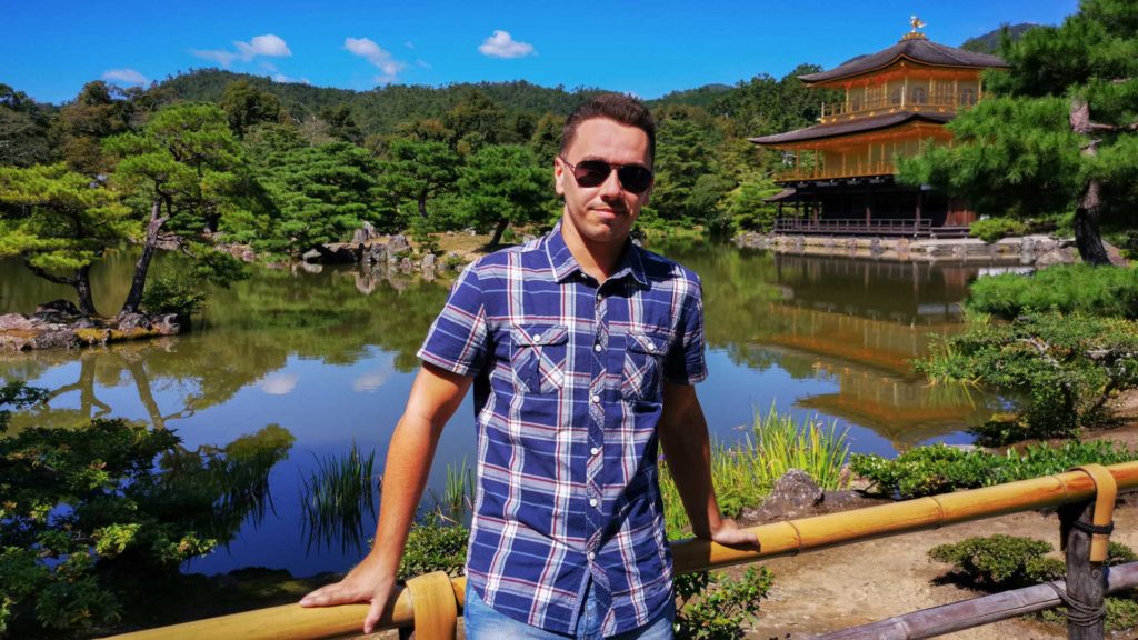 Marcel beim Ginkaku-ji Tempel in Kyoto, Japan